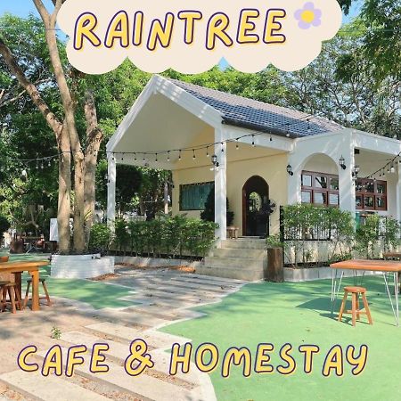 Rain Tree Cafe & Homestay Uthai Thani Εξωτερικό φωτογραφία